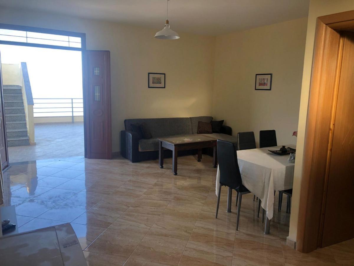 The Sunset Villa Leven Vlorë Buitenkant foto